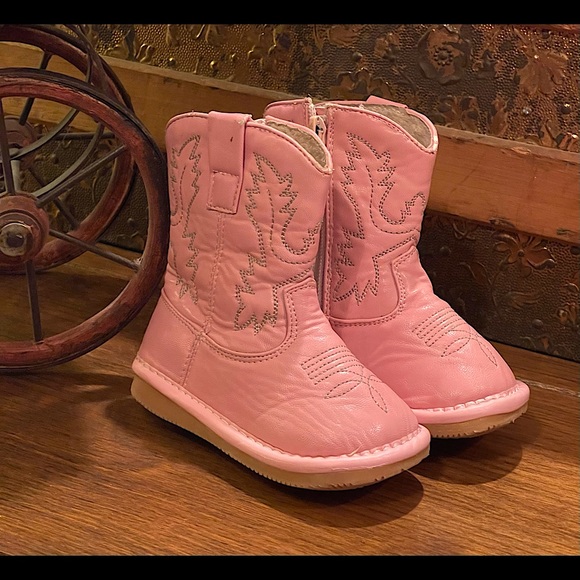 Lilypipsqueak Other - LilyPipSqueak Toddler Boots